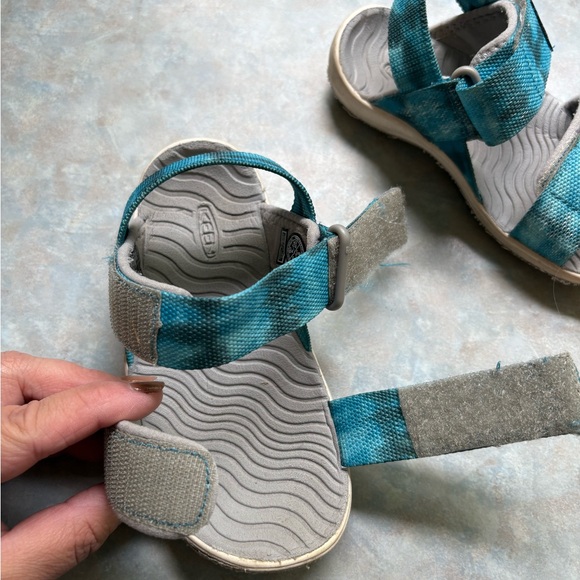Keen Kids Teal Sandals - Picture 7 of 8